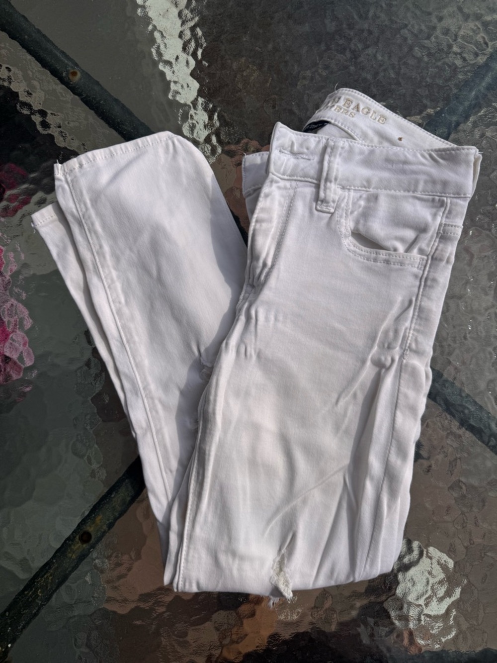 American Eagle Outfitters White Women’s Skinny Crop Jeans